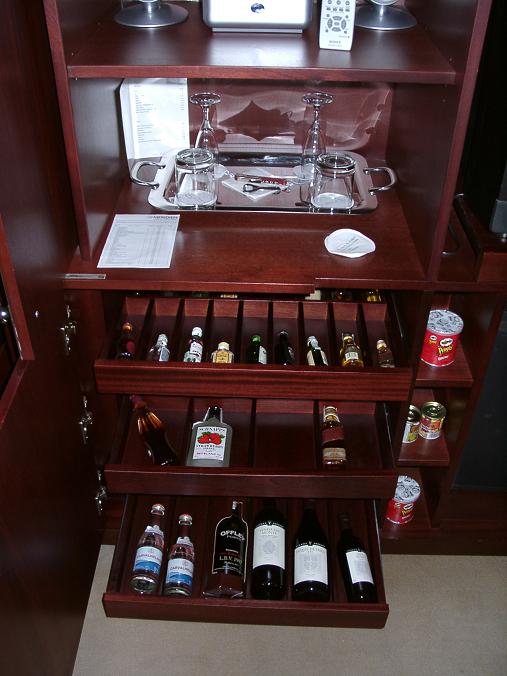 out this mini-bar at Le